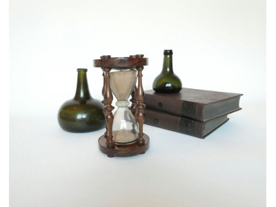ANTIQUE HOURGLASS